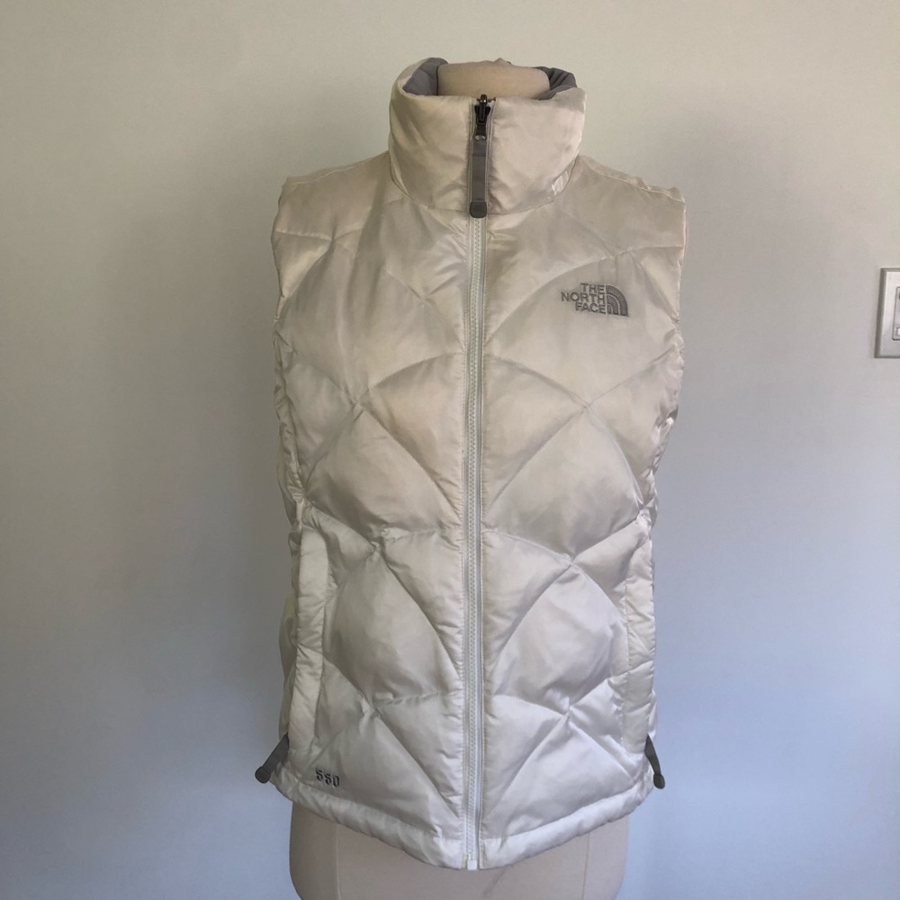 Women’s North Face 550 white Vest Sz S